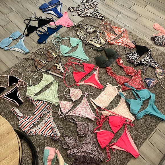 Colorful Bikini Collection - Picture 2 of 5